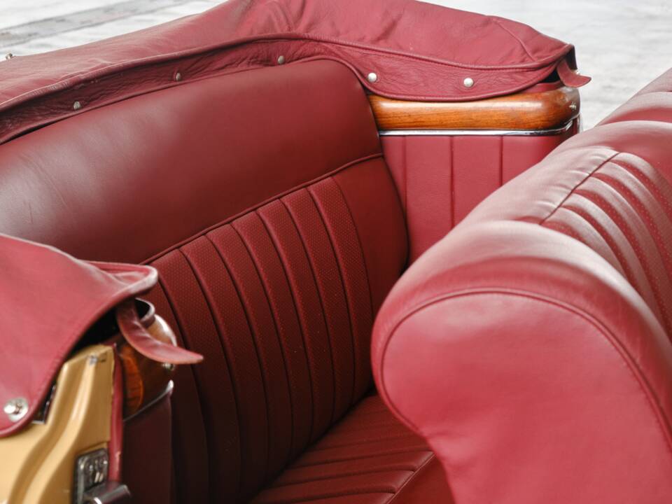Immagine 43/50 di Mercedes-Benz 220 S Cabriolet (1958)