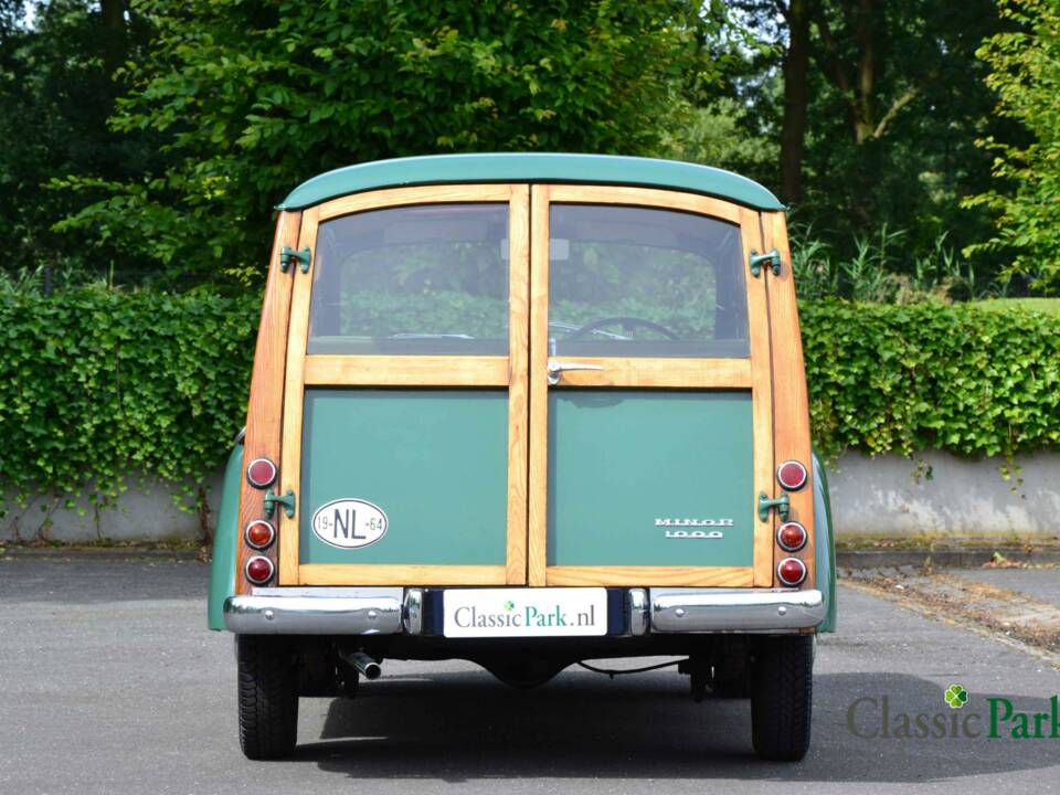 Image 4/50 of Morris Minor 1000 Traveller (1964)