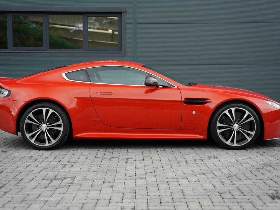 Bild 3/50 von Aston Martin V12 Zagato (2012)