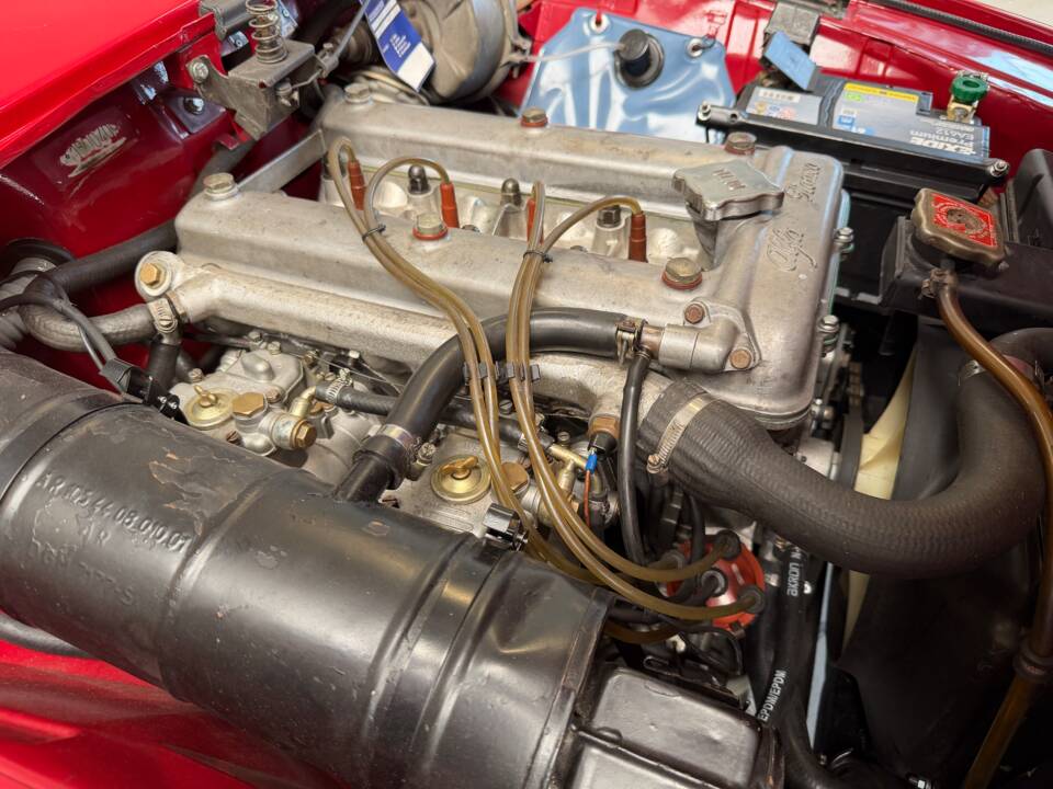 Immagine 21/50 di Alfa Romeo Junior Zagato GT 1300 (1972)