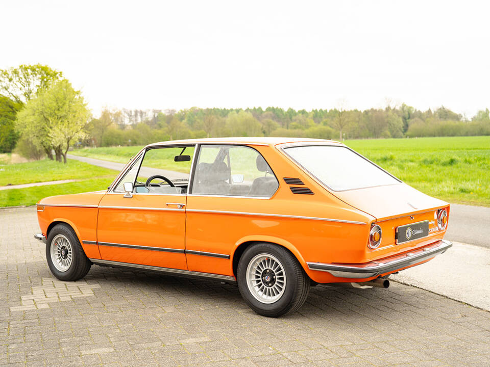 Image 11/56 de BMW 2002 tii Touring (1973)