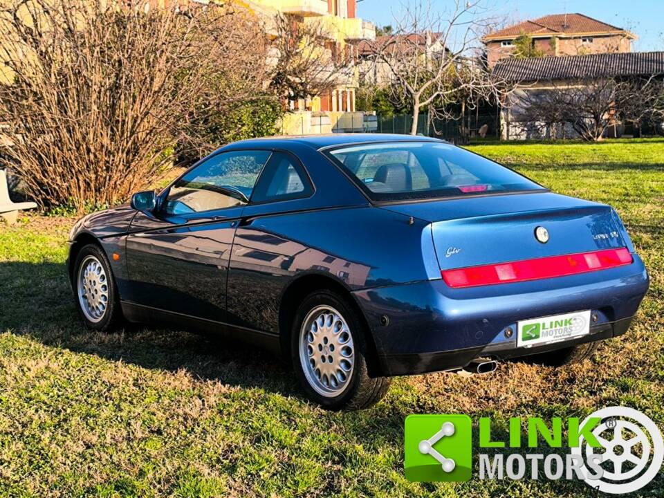 Image 7/10 of Alfa Romeo GTV 2.0 Twin Spark (1997)