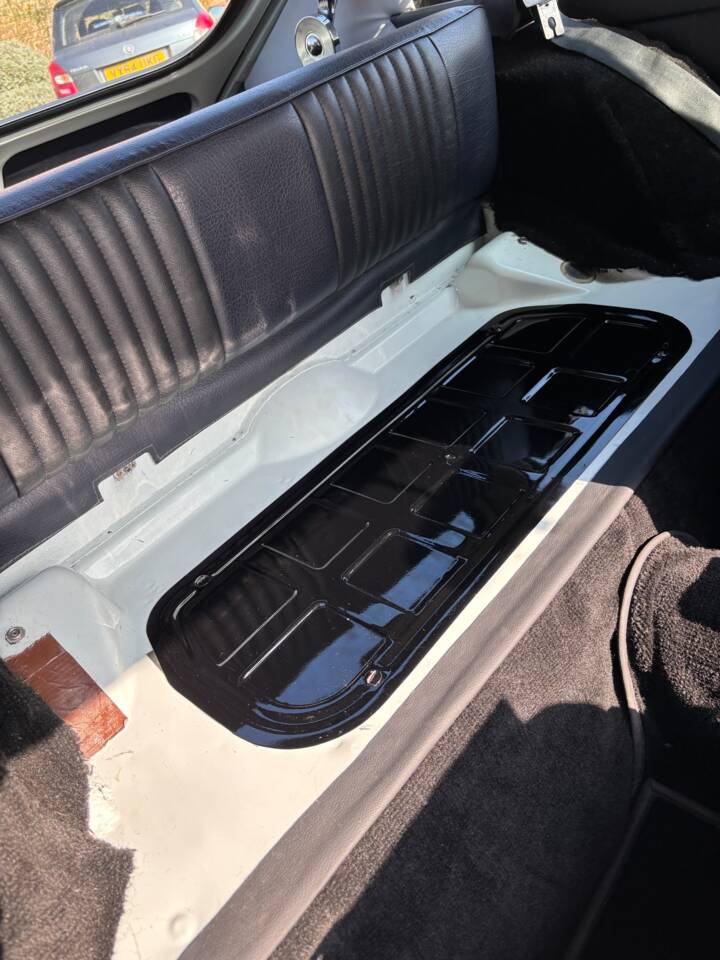 Bild 11/20 von MG MGB GT (1972)