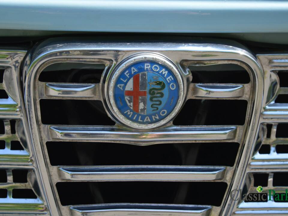 Image 47/50 de Alfa Romeo Giulia 1300 (1967)