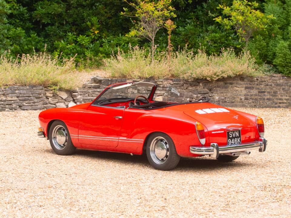 Image 10/50 de Volkswagen Karmann Ghia 1600 (1972)