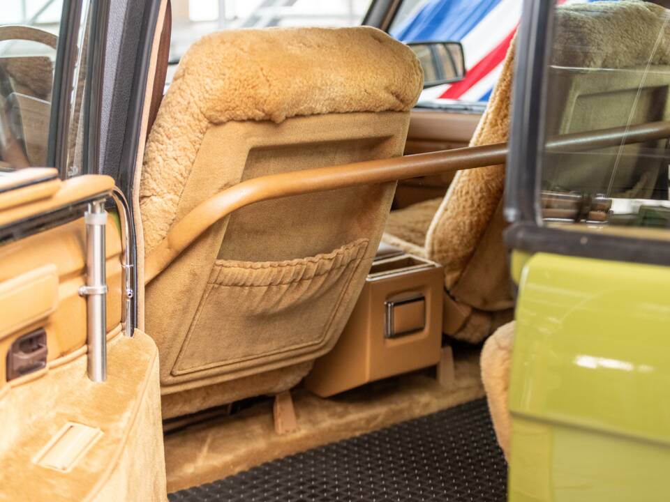 Bild 30/66 von Land Rover Range Rover Classic Rometsch (1985)