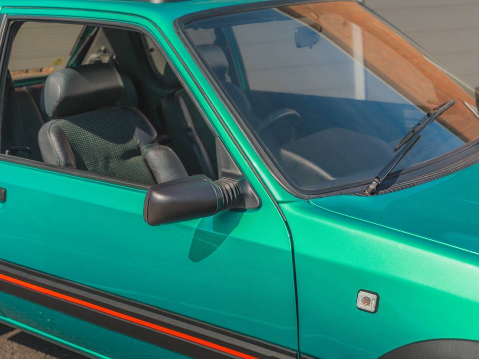 Bild 15/50 von Peugeot 205 GTi 1.9 (1991)