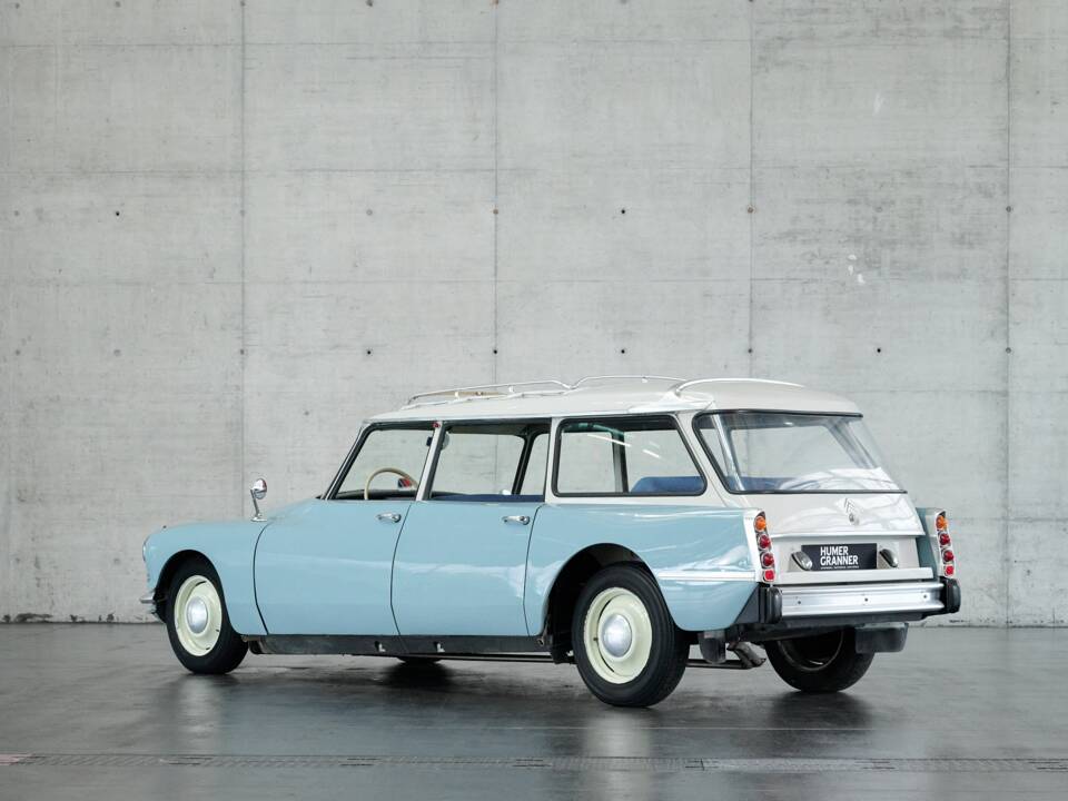 Bild 15/50 von Citroën ID 19 Break (1960)