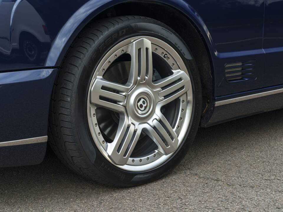 Afbeelding 9/27 van Bentley Brooklands (2009)