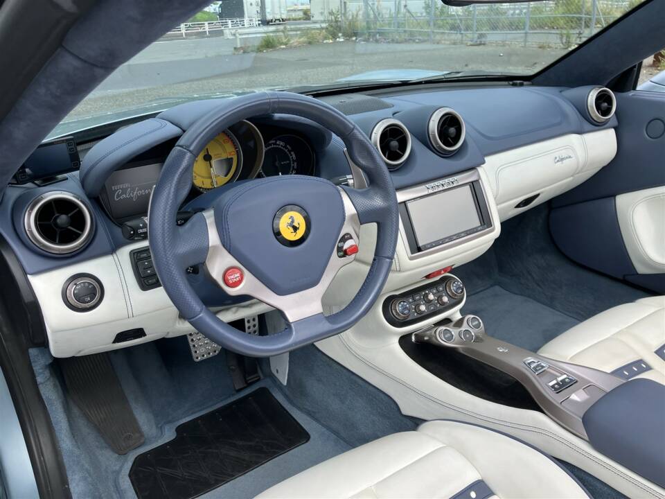 Afbeelding 19/66 van Ferrari California 30 (2013)