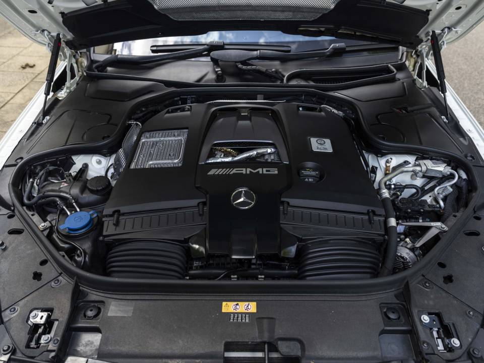 Image 33/33 of Mercedes-Benz S 63 AMG S 4MATIC (2019)