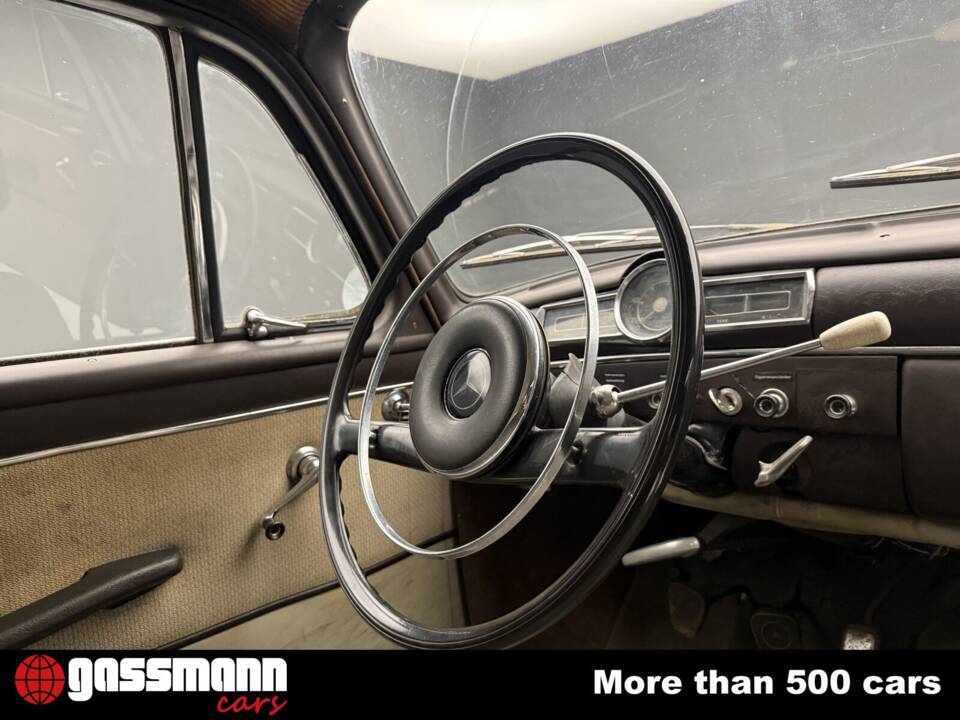 Imagen 12/15 de Mercedes-Benz 180 b (1961)