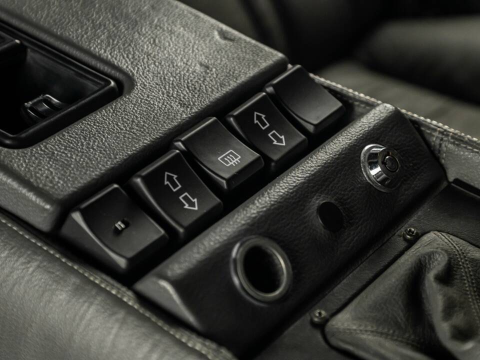 Image 37/66 of DeLorean DMC-12 (1981)