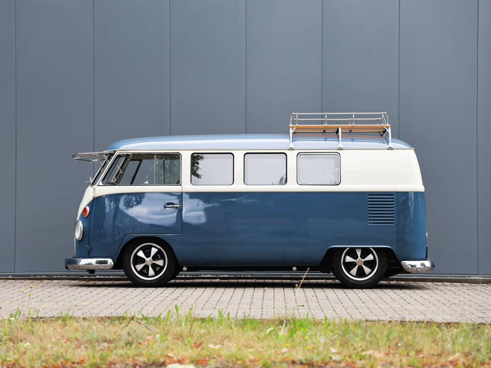 Image 34/60 of Volkswagen T1 Kombi (1964)