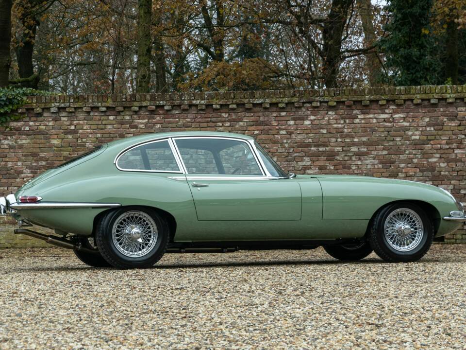 Afbeelding 24/50 van Jaguar E-Type 4.2 (1967)