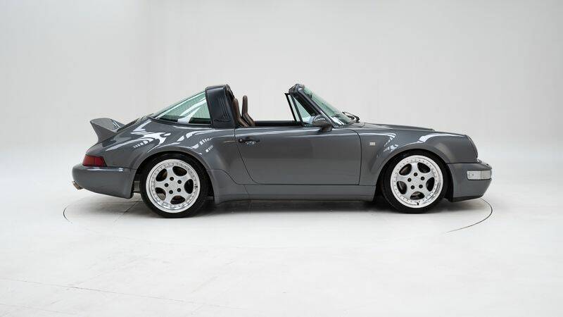 Image 6/15 of Porsche 911 Carrera 2 (1990)