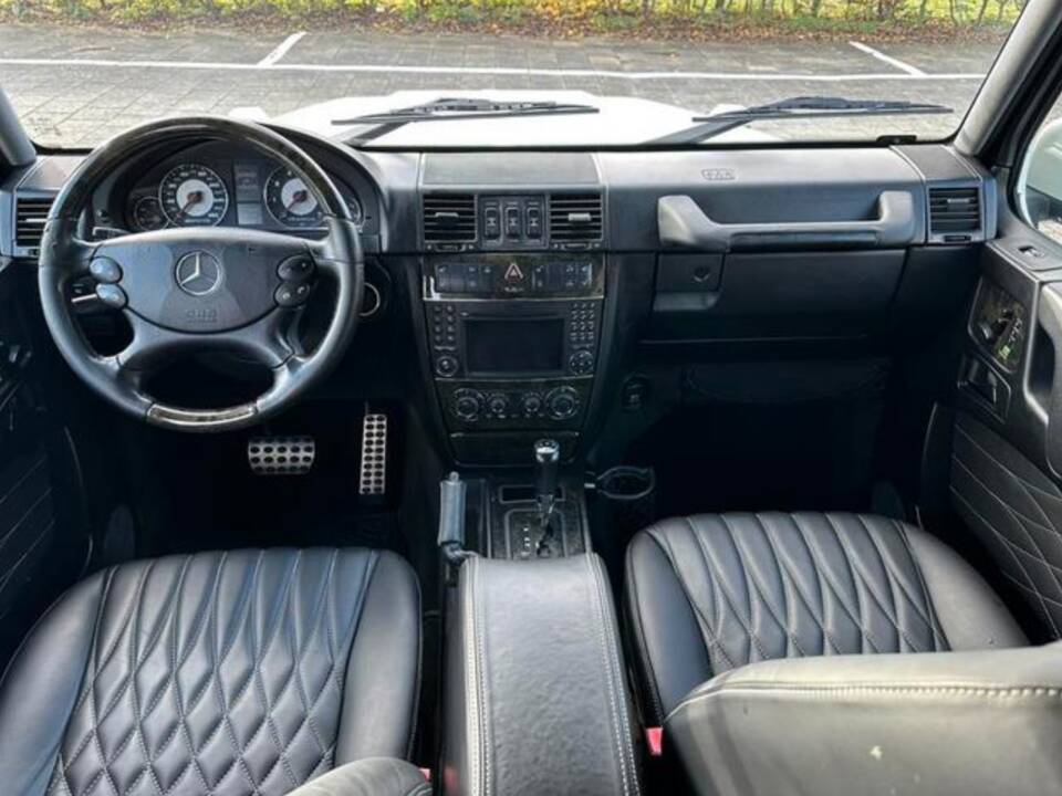 Imagen 15/48 de Mercedes-Benz G 55 AMG Kompressor (LWB) (2009)