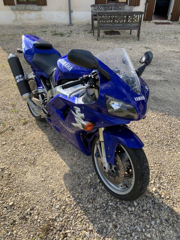 Bild 33/41 von Yamaha YZF 1000 R1 (1998)