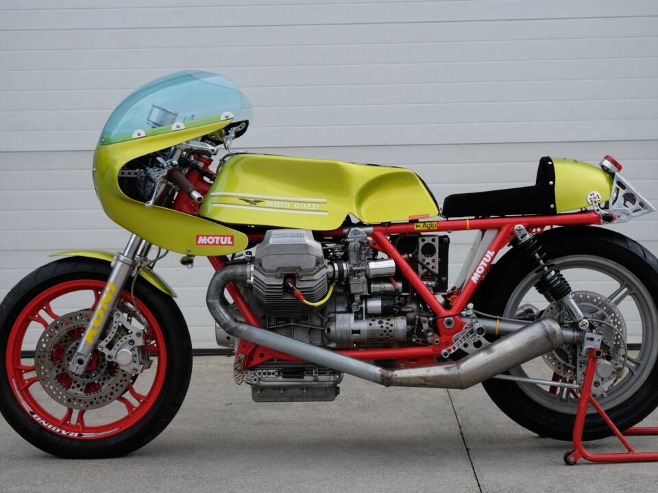 Image 18/39 of Moto Guzzi 1000 SP II (1985)