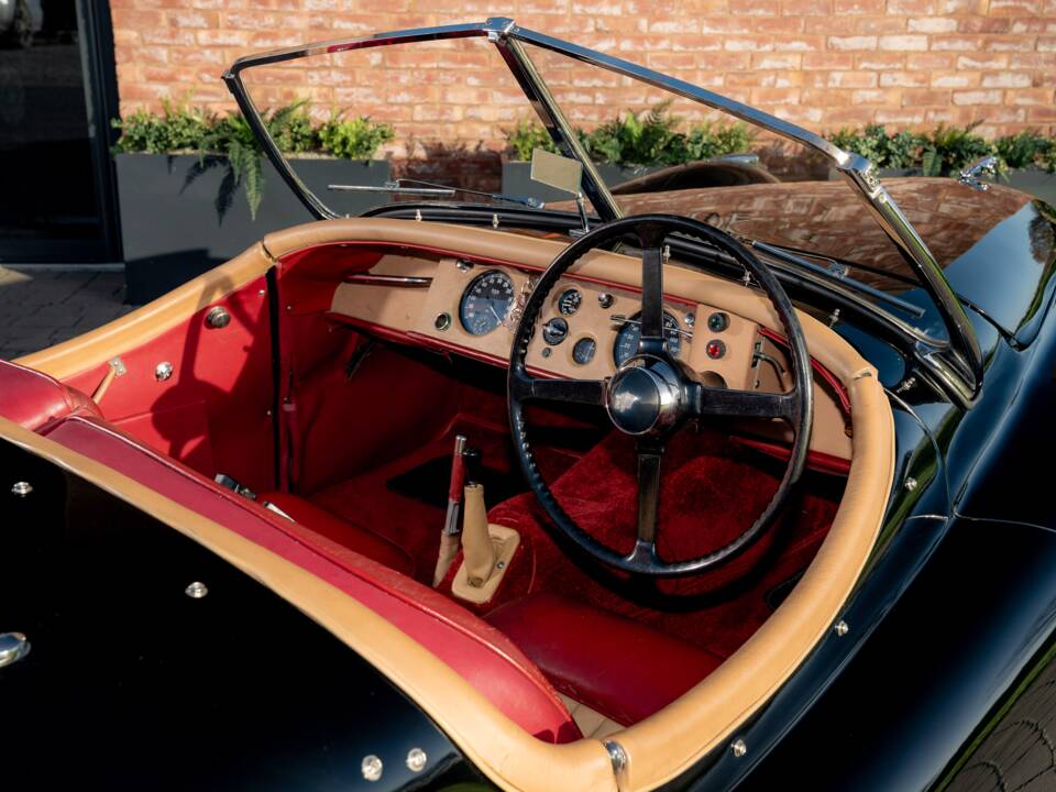 Afbeelding 41/58 van Jaguar XK 120 OTS (1951)