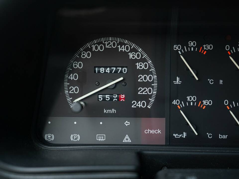 Bild 28/40 von Lancia Thema 6V (1985)