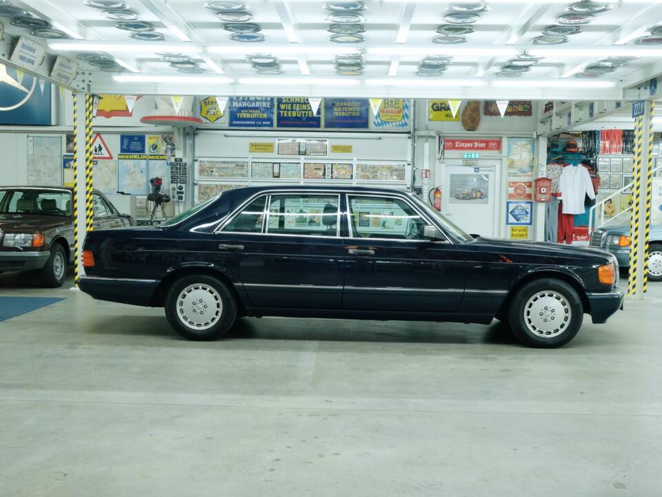 Bild 47/50 von Mercedes-Benz 500 SEL (1990)