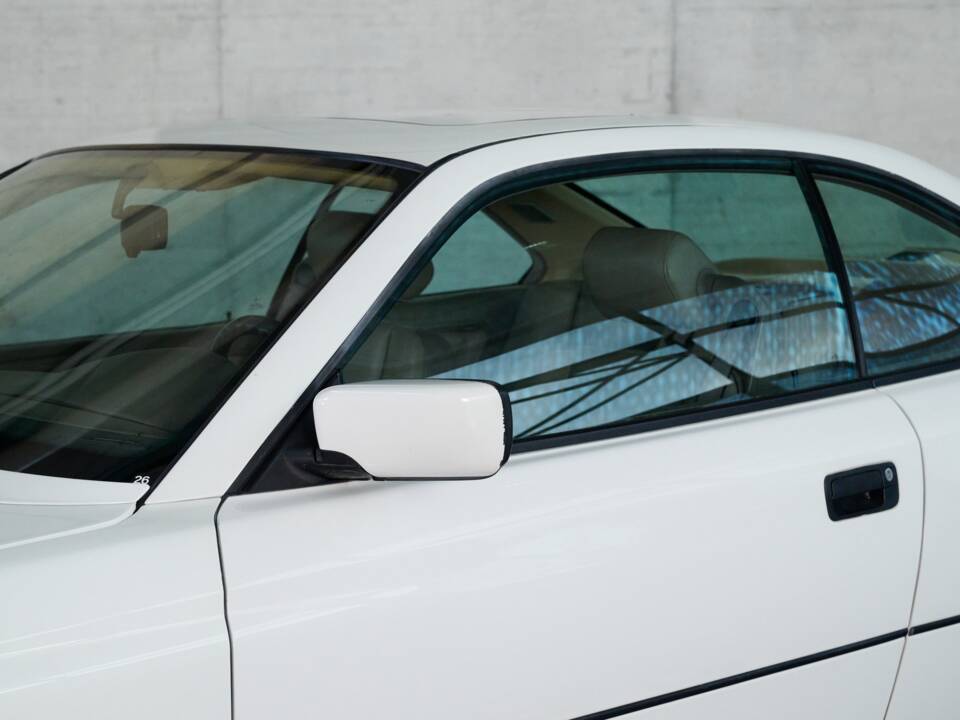 Immagine 5/50 di BMW 850i (1990)