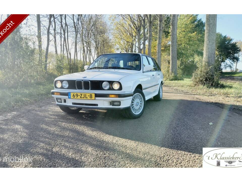Bild 1/36 von BMW 325ix Touring (1991)