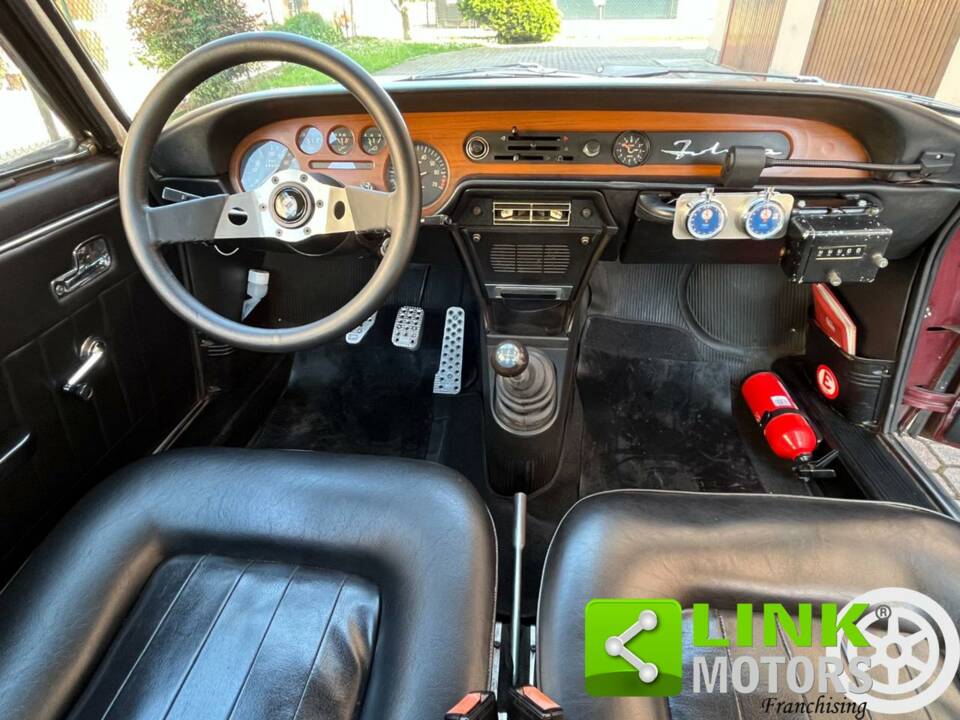 Image 5/10 of Lancia Fulvia 1.3 S (1971)