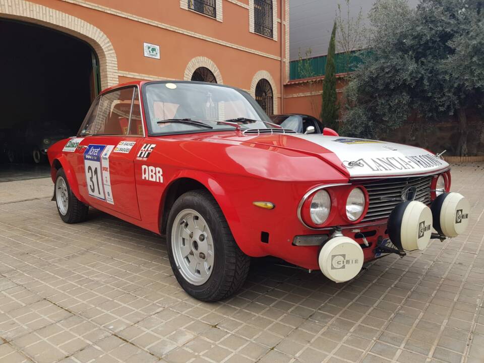 Image 35/76 of Lancia Fulvia Coupe HF 1.6 (1971)