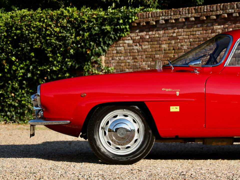 Image 15/50 of Alfa Romeo Giulietta SS (1961)
