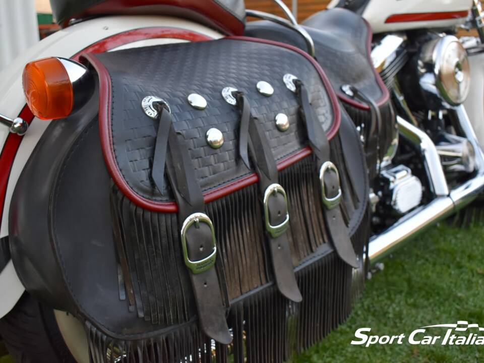 Immagine 11/50 di Harley-Davidson FLSTS 1340 Heritage Springer (1998)