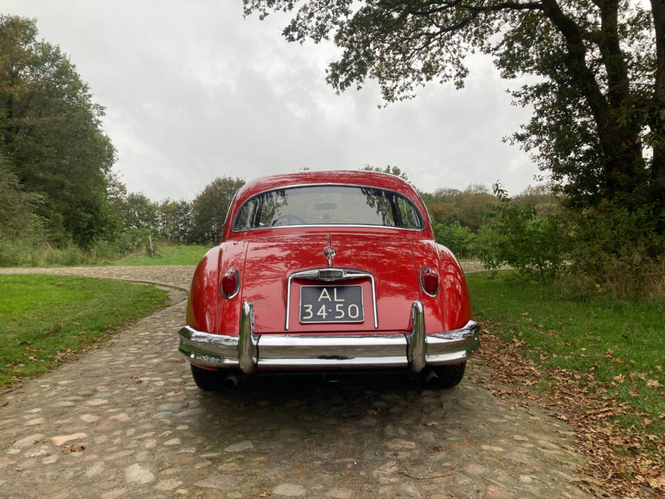 Immagine 5/51 di Jaguar XK 150 S FHC (1960)