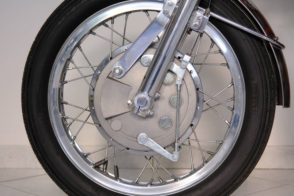 Image 52/99 of MV Agusta 750 Sport (1971)