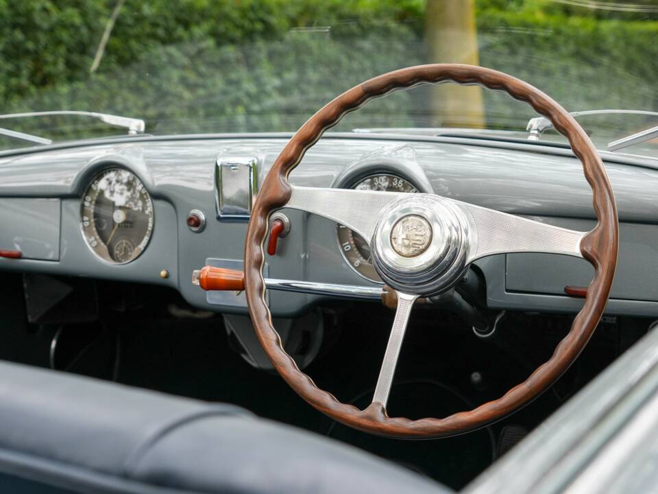 Image 38/50 of Alfa Romeo 6C 2500 Gran Turismo (1952)