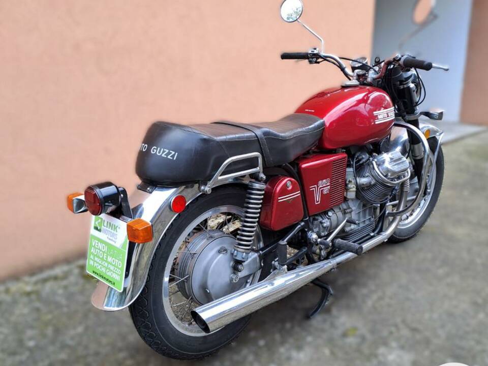 Image 5/10 of Moto Guzzi DUMMY (1973)