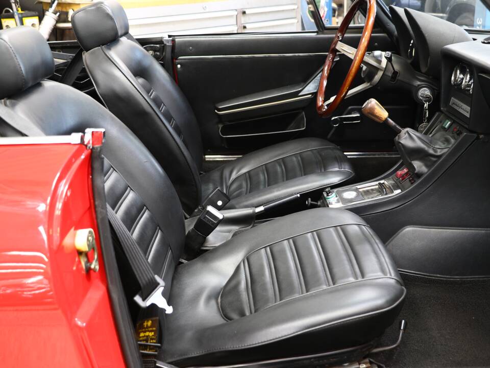 Afbeelding 15/37 van Alfa Romeo 2000 Spider Veloce (1979)