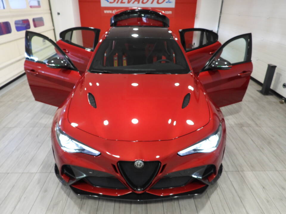 Image 14/14 of Alfa Romeo Giulia GTAm (2021)