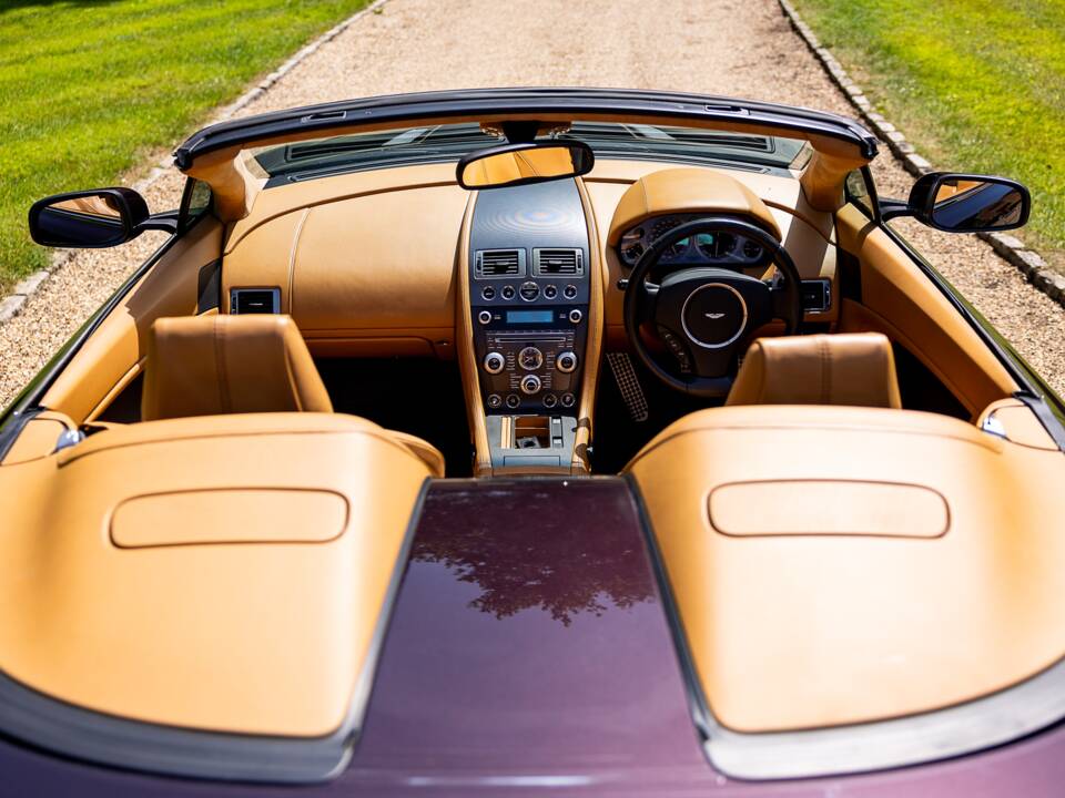 Image 35/45 de Aston Martin V8 Vantage (2008)