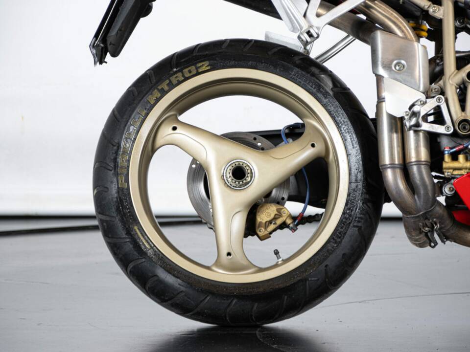 Immagine 33/50 di Ducati DUMMY (1997)