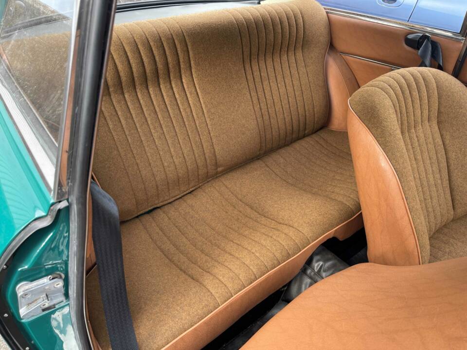 Immagine 9/12 di Alfa Romeo Giulia GT 1300 Junior (1969)