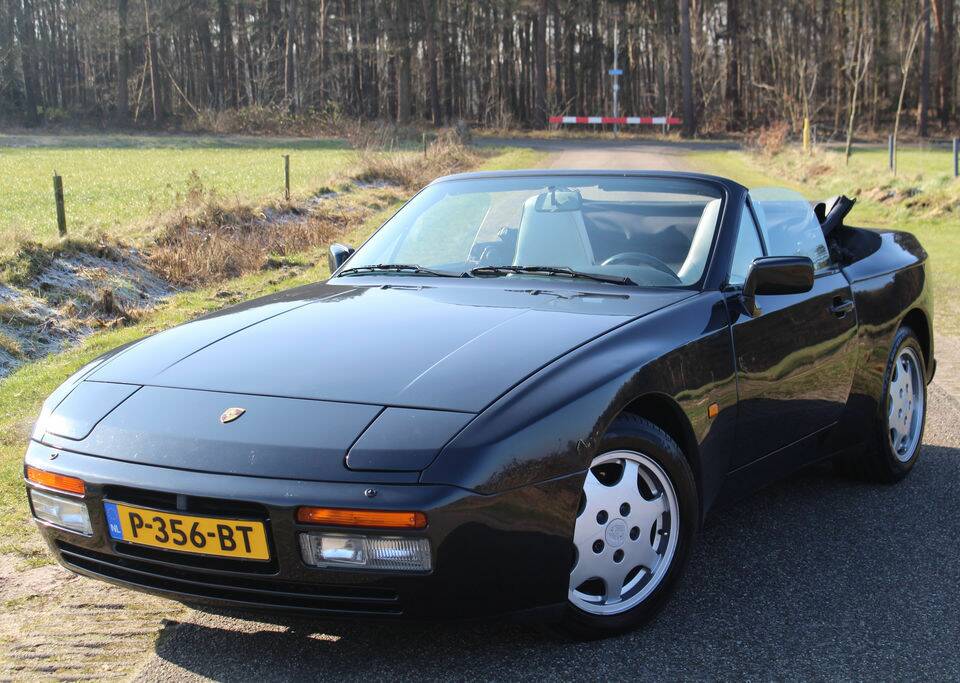 Image 1/8 of Porsche 944 S2 (1990)
