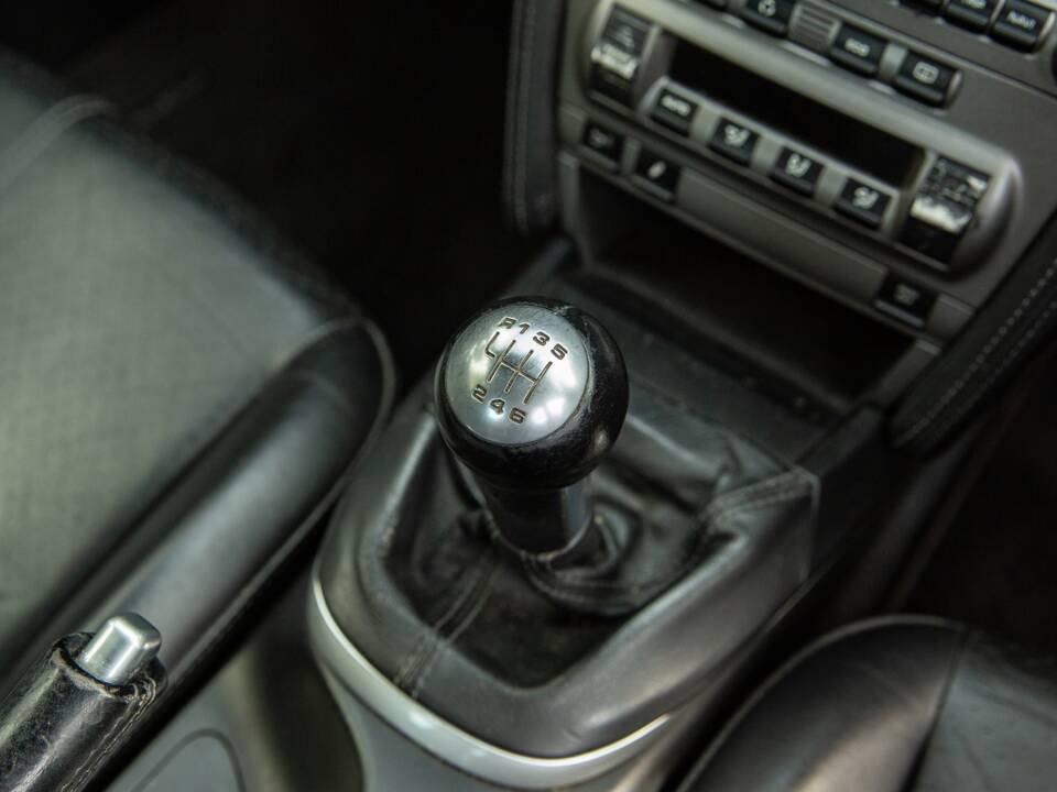 Immagine 26/37 di Porsche 911 Carrera S (2006)