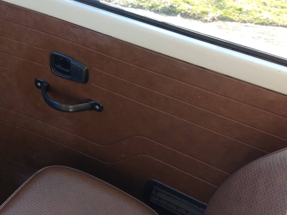 Imagen 5/50 de Volkswagen T2b panel van (1979)