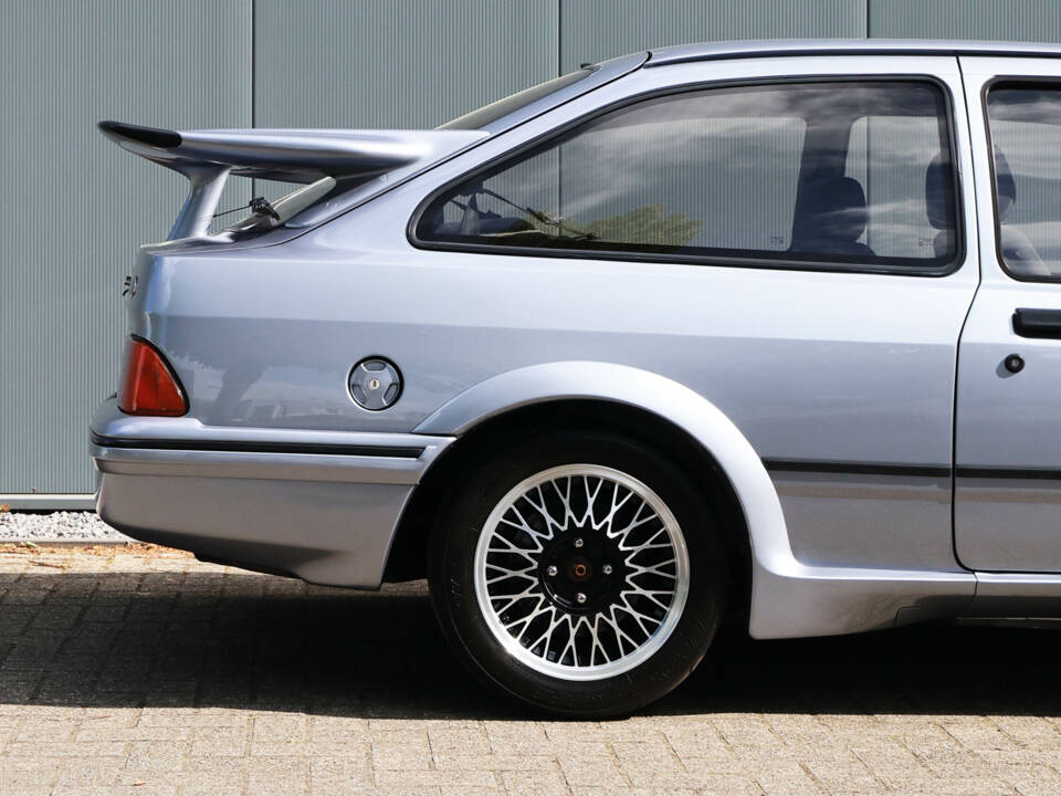Immagine 10/47 di Ford Sierra RS Cosworth (1987)
