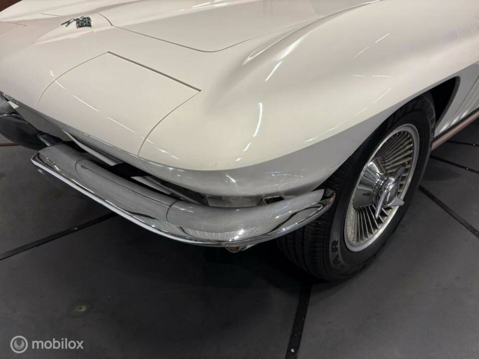 Image 16/50 of Chevrolet Corvette Sting Ray Convertible (1965)