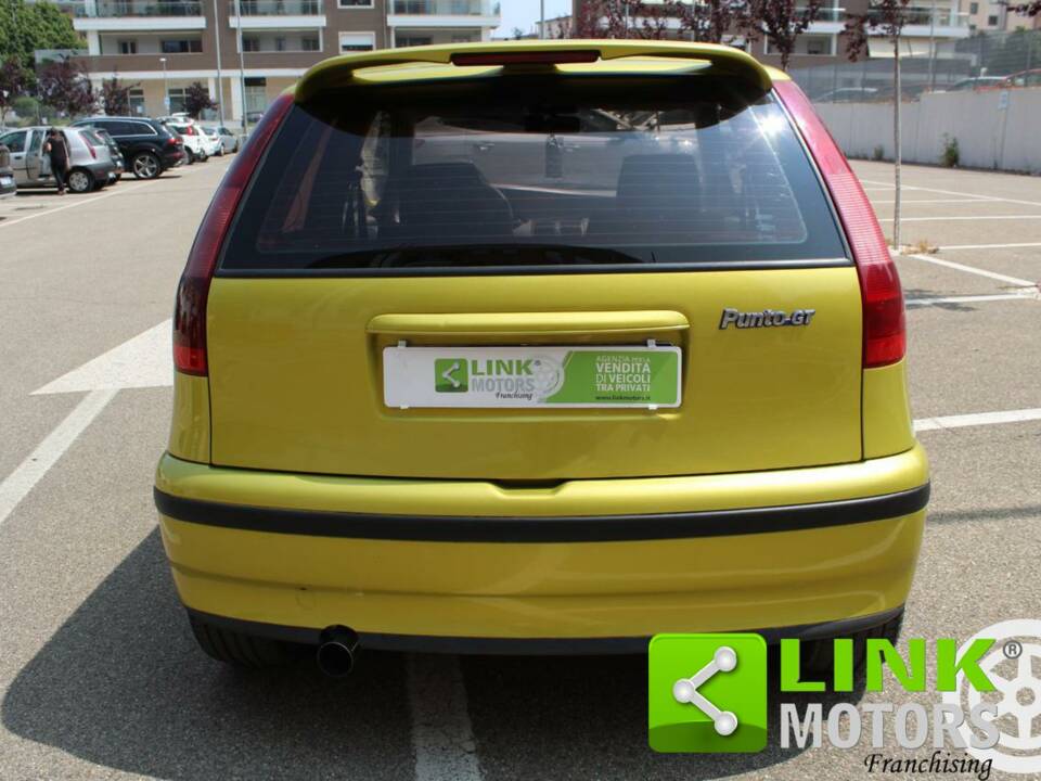 Image 4/10 de FIAT Punto GT (1994)