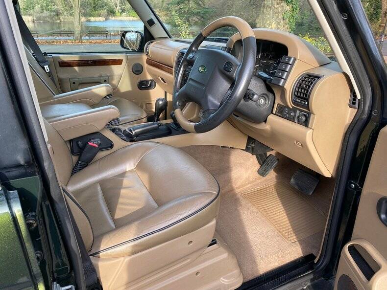 Imagen 12/50 de Land Rover Discovery 4.0 HSE (1998)