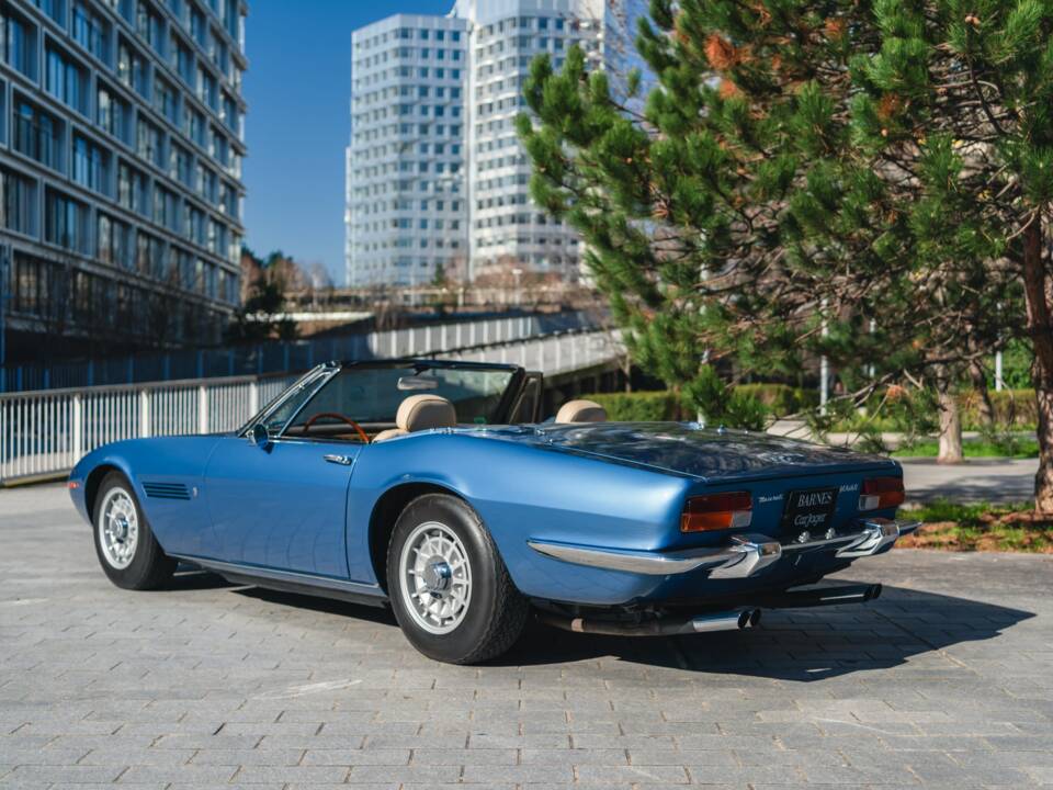 Image 2/10 of Maserati Ghibli Spyder (1971)