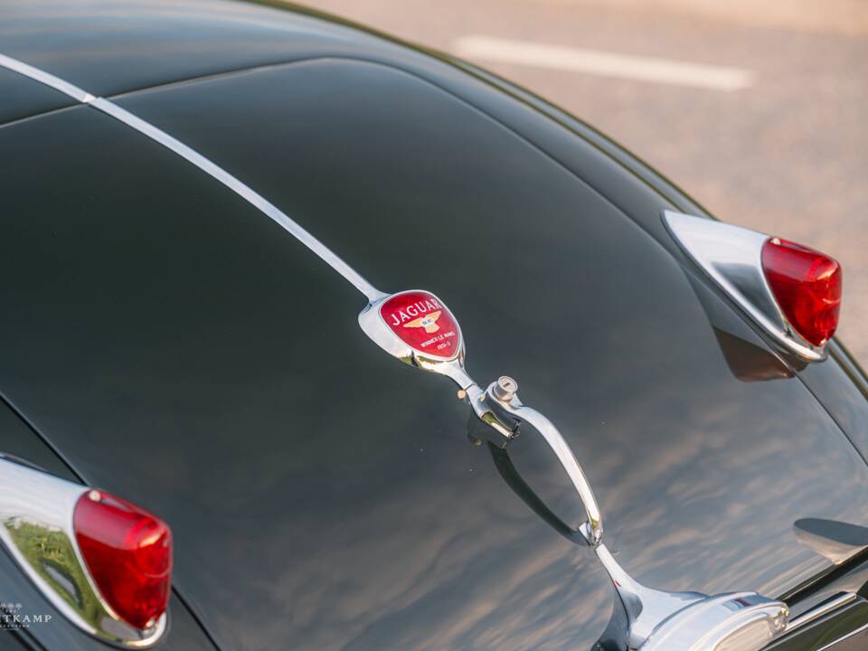 Bild 8/18 von Jaguar 3,4 Liter (1957)